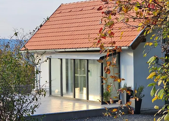 Szilva Es Dio Preshaz Vakantiehuis Raposka